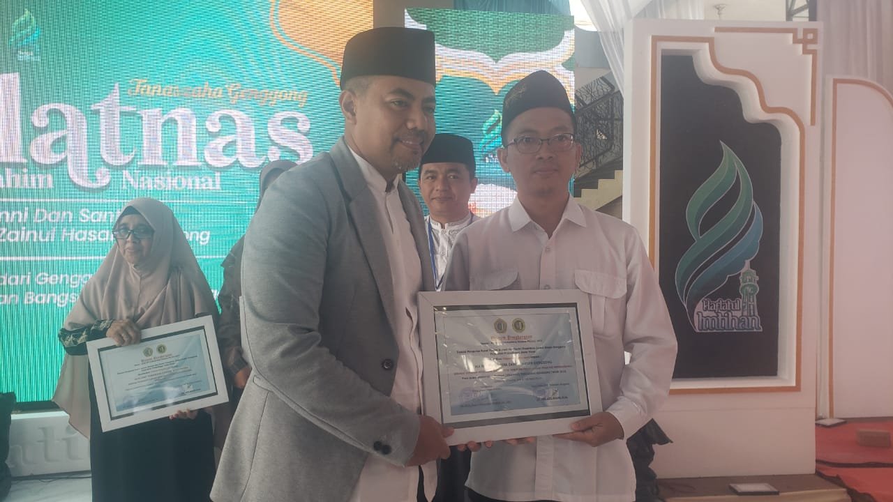 LAGI, MA MODEL ZAINUL HASAN MERAIH PENGHARGAAN PUBLIK