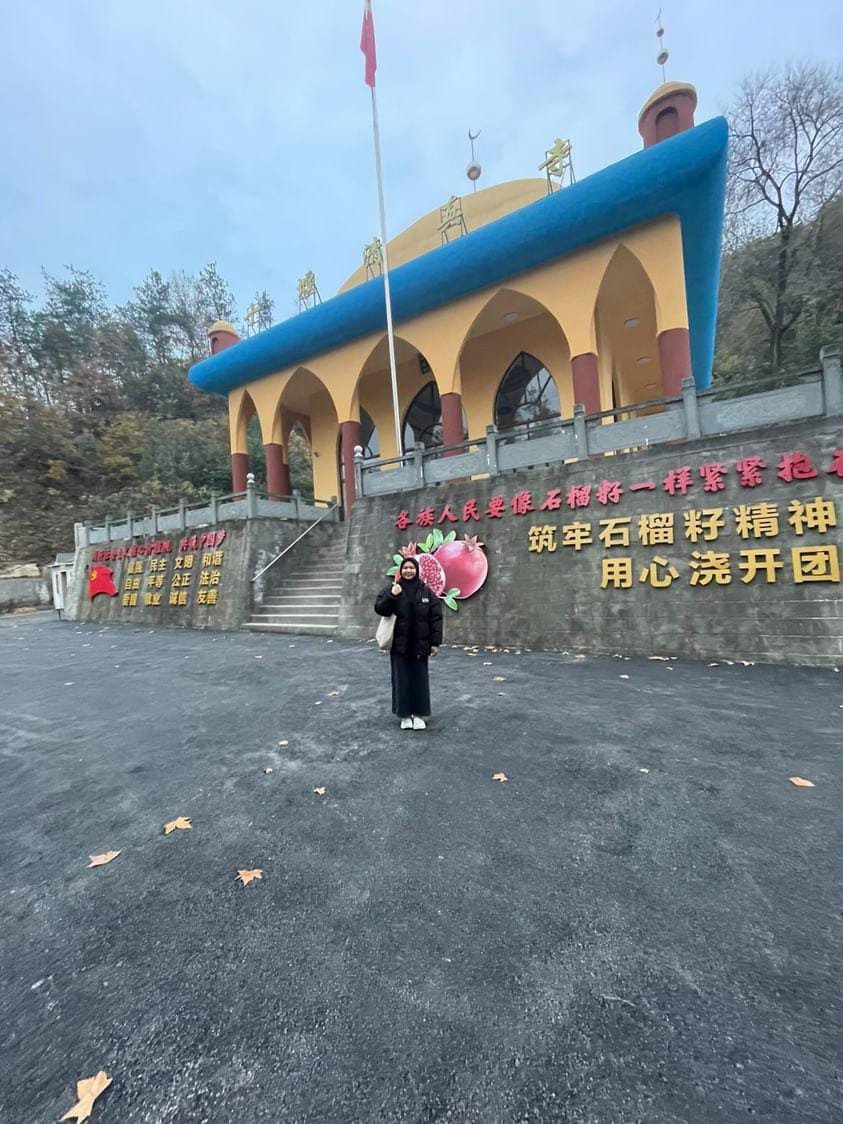 Nazhifa Setya Rahman Sukses Mendapatkan Beasiswa di Fakultas Kedokteran Tsinghua University Tiongkok